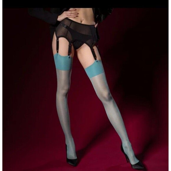 Green stockings. One size. 1 pair. - Picture 1 of 8
